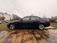Gebraucht BMW 523 Sport Line 190 PS (139 kW) 2008 Blau Limousine