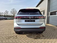 Neu VW Tiguan Design 204 PS (150 kW) 2026 Oyster silver metallic oyster silver metallic SUV