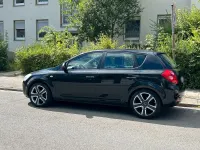 Gebraucht Kia Ceed 109 PS (80 kW) 2007 Schwarz Kleinwagen