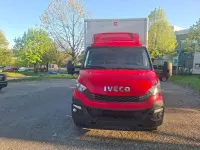 Gebraucht Iveco Daily 145 PS (106 kW) 2016 Red ic 313 Van / Kleinbus