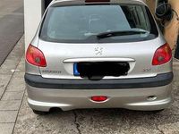 Gebraucht Peugeot 206 Filou 60 PS (44 kW) 2002 Limousine