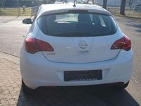 Gebraucht Opel Astra Selection 116 PS (85 kW) 2010 Weiß Limousine