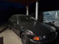 Gebraucht BMW 523 170 PS (125 kW) 1998 Schwarz Limousine