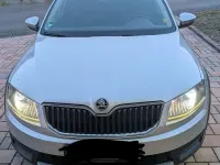 Gebraucht Skoda Octavia 184 PS (135 kW) 2014 Silber Kombi