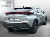Neu Toyota C-HR 140 PS (102 kW) 2025 Silber SUV