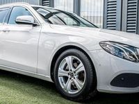 Gebraucht Mercedes E200 150 PS (110 kW) 2018 Weiß Kombi