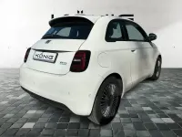Gebraucht Fiat 500e Basis 86 kW (118 PS) 2023 Weiß Limousine