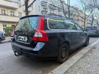 Gebraucht Volvo V70 Kinetic 179 PS (131 kW) 2012 Schwarz Kombi