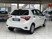 Gebraucht Toyota Yaris Basis 72 PS (52 kW) 2018 Super white 2 Kleinwagen