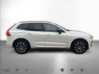 Gebraucht Volvo XC60 Plus 250 PS (183 kW) 2024 Weiß metallic SUV