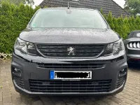 Gebraucht Peugeot Partner 131 PS (96 kW) 2022 Schwarz Van / Kleinbus