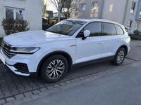 Gebraucht VW Touareg 231 PS (169 kW) 2020 Weiß SUV