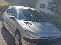 Gebraucht Peugeot 206 Style 75 PS (55 kW) 2001 Grau Limousine