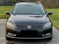 Gebraucht VW Passat 140 PS (102 kW) 2011 Grau Kombi