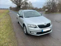 Gebraucht Skoda Octavia 77 PS (56 kW) 2015 Grau Kombi