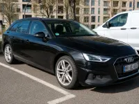 Second-hand Audi A4 Ambiente 163 CP (119 kW) 2023 Negru Break