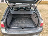 Gebraucht BMW 523 177 PS (130 kW) 2006 Grau Kombi