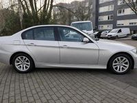 Używany BMW 318 Advantage 143 KM (105 kW) 2008 Srebrny Sedan/Limuzyna