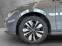 Gebraucht VW Golf VIII Pro 116 PS (85 kW) 2024 Grau Limousine