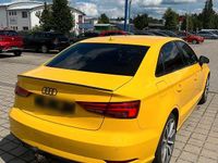 Gebraucht Audi A3 Sport 116 PS (85 kW) 2018 Gelb Limousine