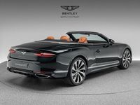 Neu Bentley Continental 680 PS (500 kW) 2025 Midnight emerald Limousine