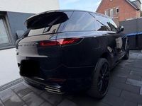 Gebraucht Land Rover Range Rover HSE 460 PS (338 kW) 2024 Schwarz SUV