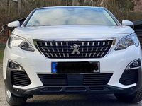 Gebraucht Peugeot 3008 Access 131 PS (96 kW) 2019 Weiß SUV