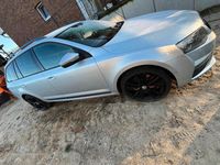 Gebraucht Skoda Octavia RS 186 PS (136 kW) 2014 Silber Kleinwagen