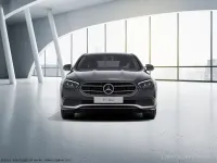 Gebraucht Mercedes E220 Avantgarde 200 PS (147 kW) 2022 Grau Limousine