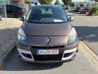 Gebraucht Renault Scénic III Dynamique 106 PS (77 kW) 2010 Braun Van / Kleinbus