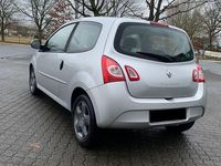 Gebraucht Renault Twingo Initiale Paris 75 PS (55 kW) 2013 Silber Kleinwagen