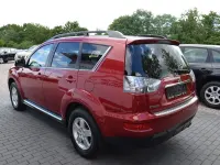 Gebraucht Mitsubishi Outlander Invite 156 PS (114 kW) 2011 Rot SUV