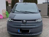 Gebraucht VW Multivan Life 150 PS (110 kW) 2024 Grau Van