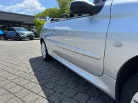 Gebraucht Peugeot 206 CC 109 PS (80 kW) 2003 Silber Cabrio
