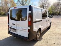 Gebraucht Opel Vivaro 145 PS (106 kW) 2018 Weiß Van / Kleinbus