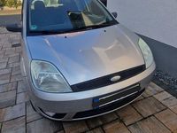 Gebraucht Ford Fiesta 80 PS (58 kW) 2003 Silber Kleinwagen