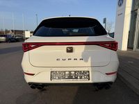 Gebraucht Cupra Leon VZ 300 PS (220 kW) 2023 Weiß Limousine