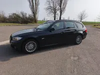 Gebraucht BMW 320 184 PS (135 kW) 2011 Schwarz Kombi