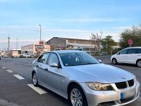 Gebraucht BMW 320 150 PS (110 kW) 2005 Silber Coupé