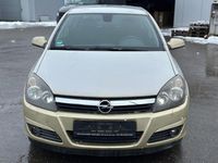 Gebraucht Opel Astra 125 PS (91 kW) 2004 Gelb Limousine