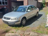 Gebraucht VW Passat 100 PS (73 kW) 1999 Silber Limousine