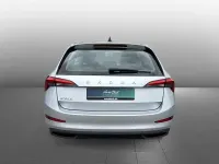 Gebraucht Skoda Scala Cool Plus 95 PS (69 kW) 2022 Brillantsilber metallic Kleinwagen