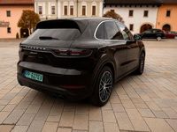 Gebraucht Porsche Cayenne 470 PS (345 kW) 2024 Schwarz SUV