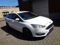 Gebraucht Ford Focus 105 PS (77 kW) 2018 Weiß Kombi