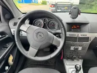 Gebraucht Opel Astra 105 PS (77 kW) 2006 Grau Kombi