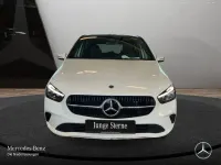 Gebraucht Mercedes B180 Progressive 136 PS (100 kW) 2025 Polarweiß Van / Kleinbus