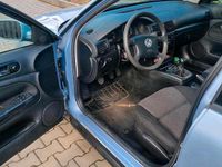 Gebraucht VW Passat 101 PS (74 kW) 2000 Blau Kombi