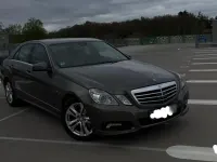 Gebraucht Mercedes E250 204 PS (150 kW) 2009 Andere farben Limousine