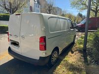 Gebraucht Opel Vivaro 120 PS (88 kW) 2022 Weiß Van / Kleinbus