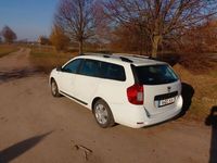 Gebraucht Dacia Logan MCV Essentiel 73 PS (53 kW) 2017 Weiß Kombi